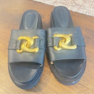 Aerosoles Leather Slide Sandals – Black with Gold Chain – Women’s 8M